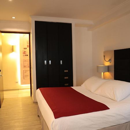 Hotel Sommelier Agustinas Сантьяго Экстерьер фото