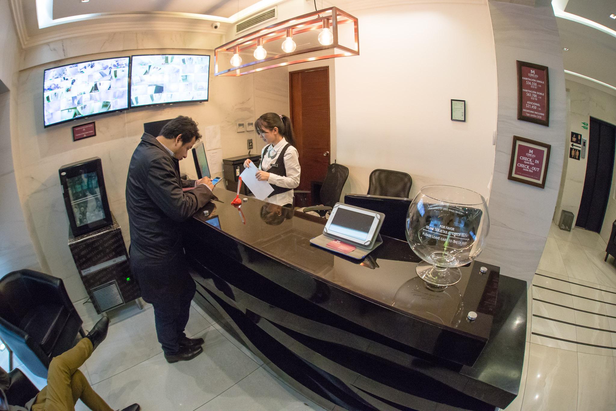 Hotel Sommelier Agustinas Сантьяго Экстерьер фото