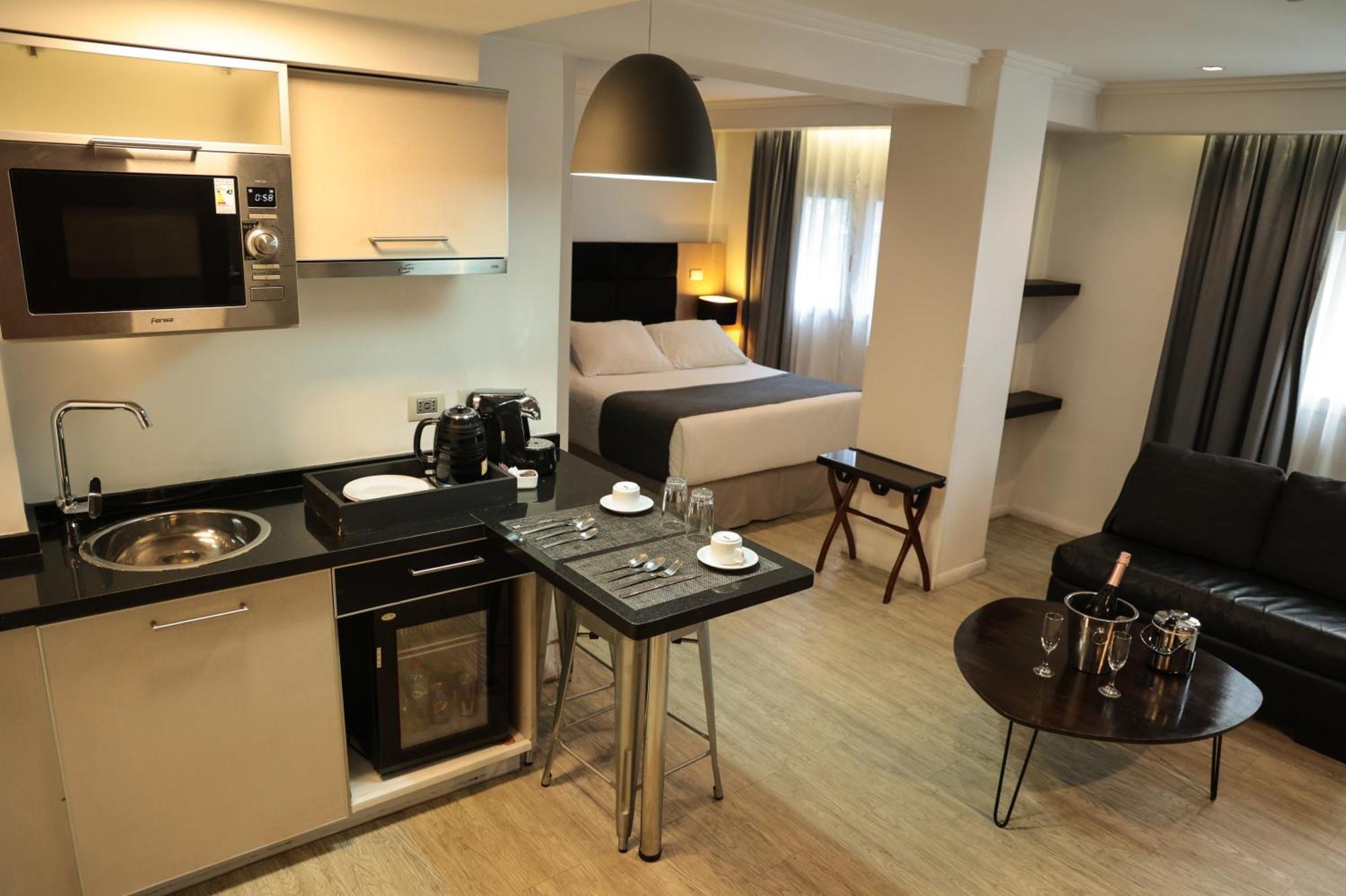 Hotel Sommelier Agustinas Сантьяго Экстерьер фото