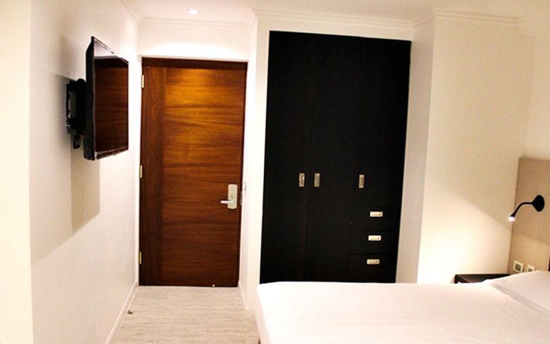 Hotel Sommelier Agustinas Сантьяго Экстерьер фото